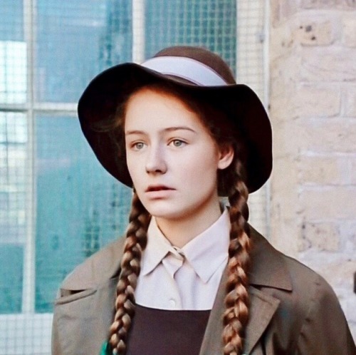 Miranda Otto as Emma Grange in Emma’s War (1986)