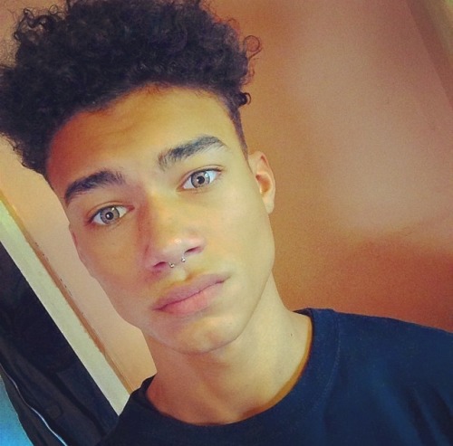 curly-freaks:  IG: reeceking_