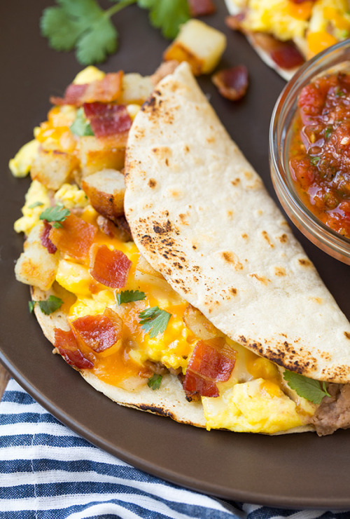craving-nomz:  Breakfast Tacos with Fire Roasted Tomato Salsa