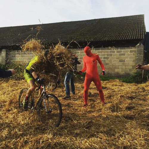 crossgram:  #parischillracing#teammerinos#gogohellcross15#cyclocross by comepcr ift.tt/1QoICQ