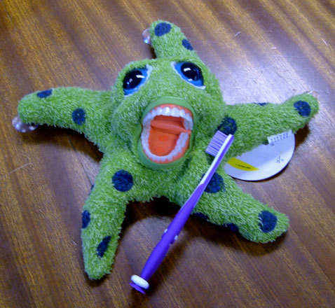 konkeydongcountry:  oral hygiene puppet masterpost