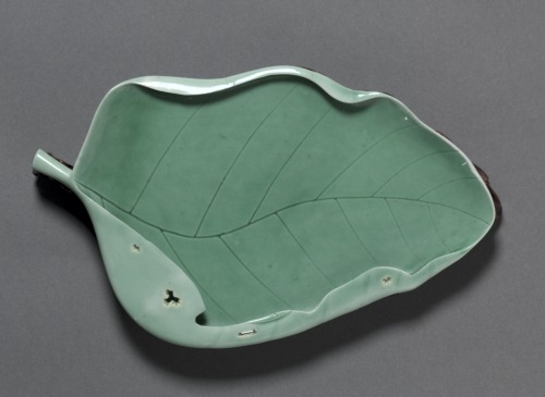 Brush Washer in Shape of a Lotus Leaf, 1723-1735, Cleveland Museum of Art: Chinese ArtThe leaf-shape