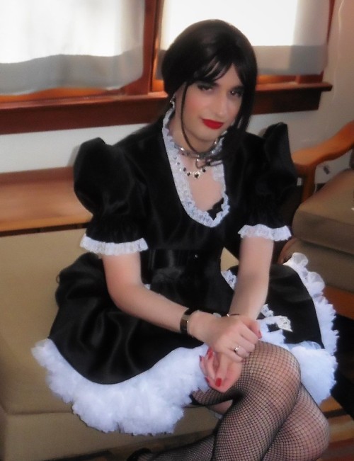 mymmmmasquerade: victoriavenery:Pardon me if I engage in a bit of narcissism on my final Maid Monday