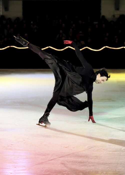 MEGA GALLERY: 3X US national champion, 2X Olympian, and World bronze medalist Johnny Weir reprises h
