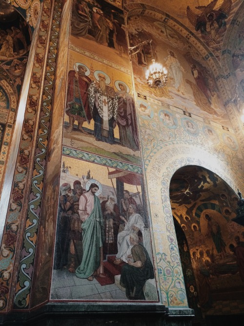 moscowavenue:Church of the Saviour on Spilled Blood: Interior. Every inch of the images is construct