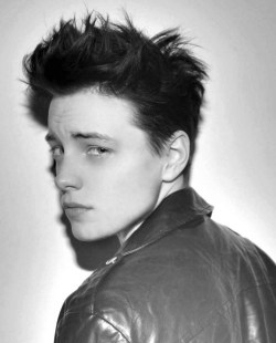 liquorinthefront:  Erika Linder