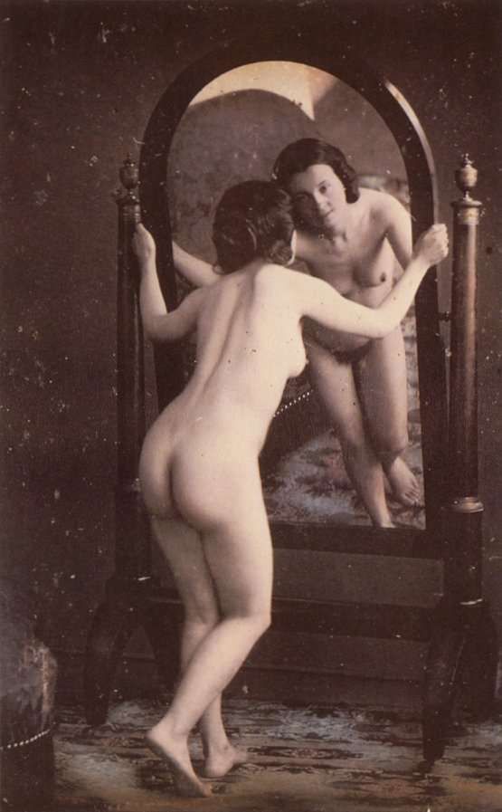 retrogasm:  Hot mamas from the 1840s - 1860s