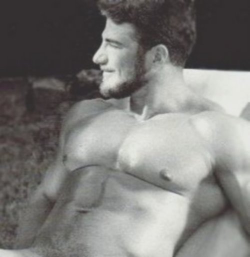 bulgingpecs:  Rick Wolfmier