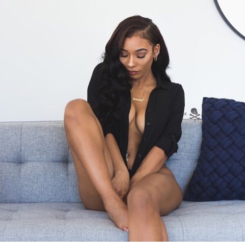 Ebony Boombs