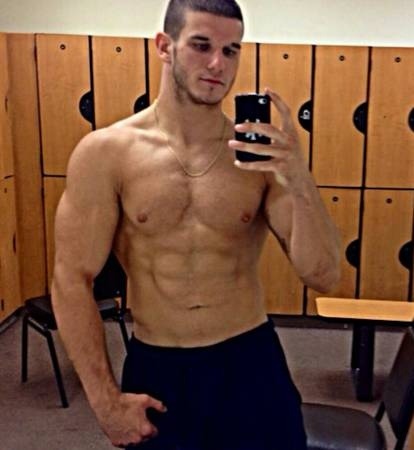 nudemanselfies:  showmeurc0ck:  Cute guy no nude age : 24 body : fit height :