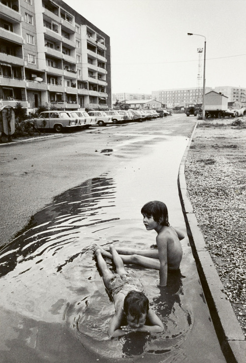 Harald Kirschner, Ringstraße, Leipzig-Grünau, 1983Https://Painted-Face.com/