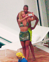 bodyrock:  Bey, Jay and Blue in Italy (September 5th 2013)