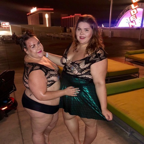 Just a couple sirens. #vegas #pasties #effyourbeautystandards...