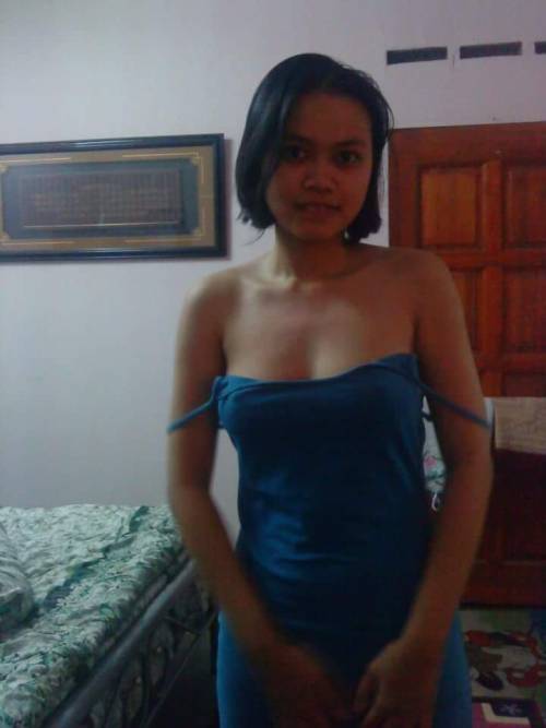 nurkhalishahbtehamran:  anakselangor77:  adult photos