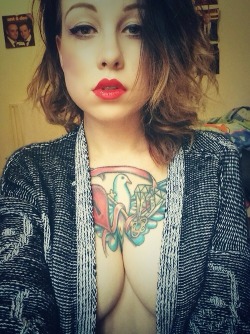 itsall1nk:  More Hot Tattoo Girls athttp://hot-tattoo-girls.blogspot.com