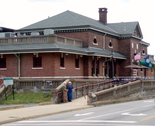 Old RF&amp;P Depot, Fredericksburg, ole Virginny, 2007.While most of the interior of the depot is no