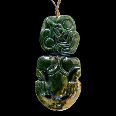 dandelion-winds: Hei-tiki   The Tiki is a very ancient symbol and is by far the least