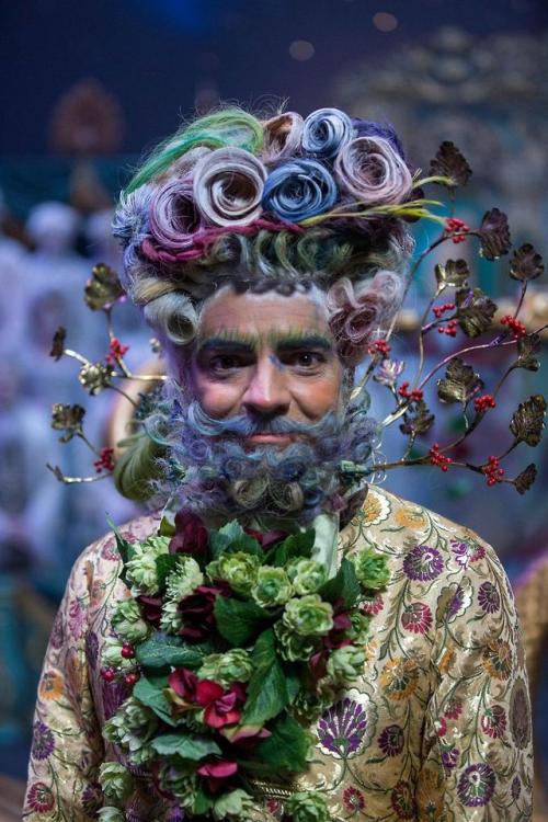 costumeloverz71: Hawthorne (Eugenio Derbez) Regent Of The Land Of Flowers costume… The Nutcra