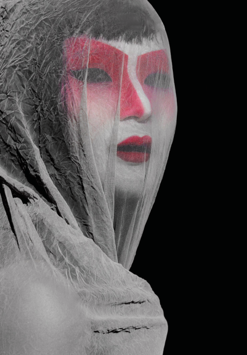 fuskida:model Lyena Kang | make-up Esther Miao | photography Lloyd Galbraith 