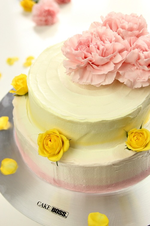 foodffs: Lemon Raspberry Ombre Layer Cake Really nice recipes. Every hour. Show me what you cooked!