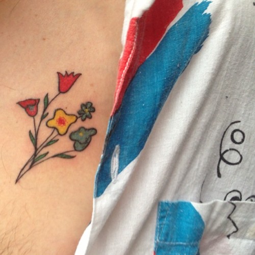 amandajas:souvenirs: tattoo from london & shirt from amsterdam