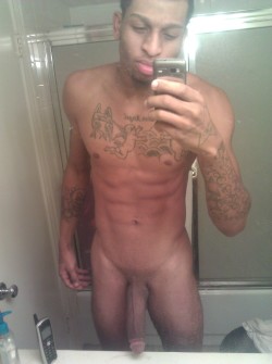 brothamanblack77:  playboydreamz:  #TEAMFREAK #GAY