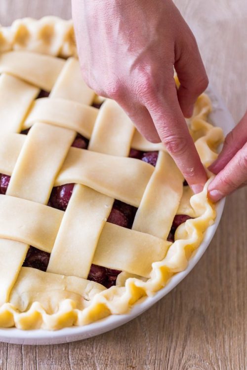 foodffs: Classic Cherry Pie Recipe (VIDEO)Follow for recipesIs this how you roll?