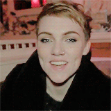 darthgaydar:  Girl crush alert. Hots for redheads. 