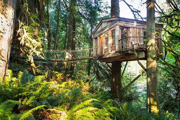 realcanadiantravel:  TreeHouse Point in Fall City, Washington is a place where your