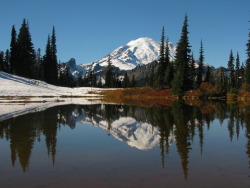 justemoinue2:  Mount Rainier from Chinook Pass