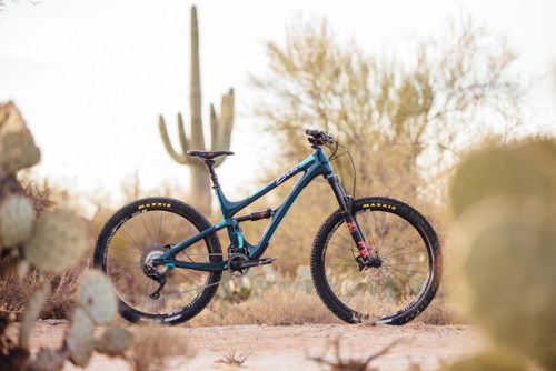 zunellbikes: YETI Beti SB5 Carbon