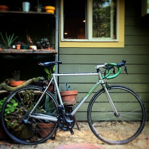 kyutai-paint:  Bye bye my lover.. See you in October… #huntercycles @condorcazador please fix my fla