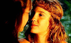 onscreenkisses:Jungle 2 Jungle, dir. John Pasquin(1997)requested by anon