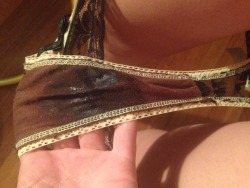 enless16s:  scentofpanties:  xfairynymphox:  Pussy so wet my panties are dripping  Yum  Sooo good !!!