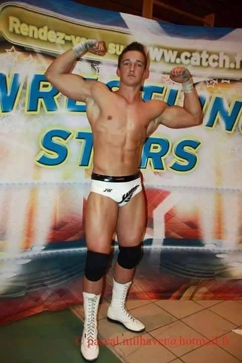 wrestlersaresexy:  Jay White…. sexy!