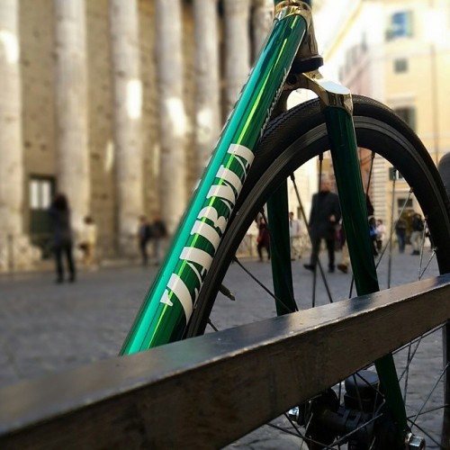 robertwaldganger:  #myzarmabike in the history #fotografie #shot #samsung #galaxys5 #italia #cultura