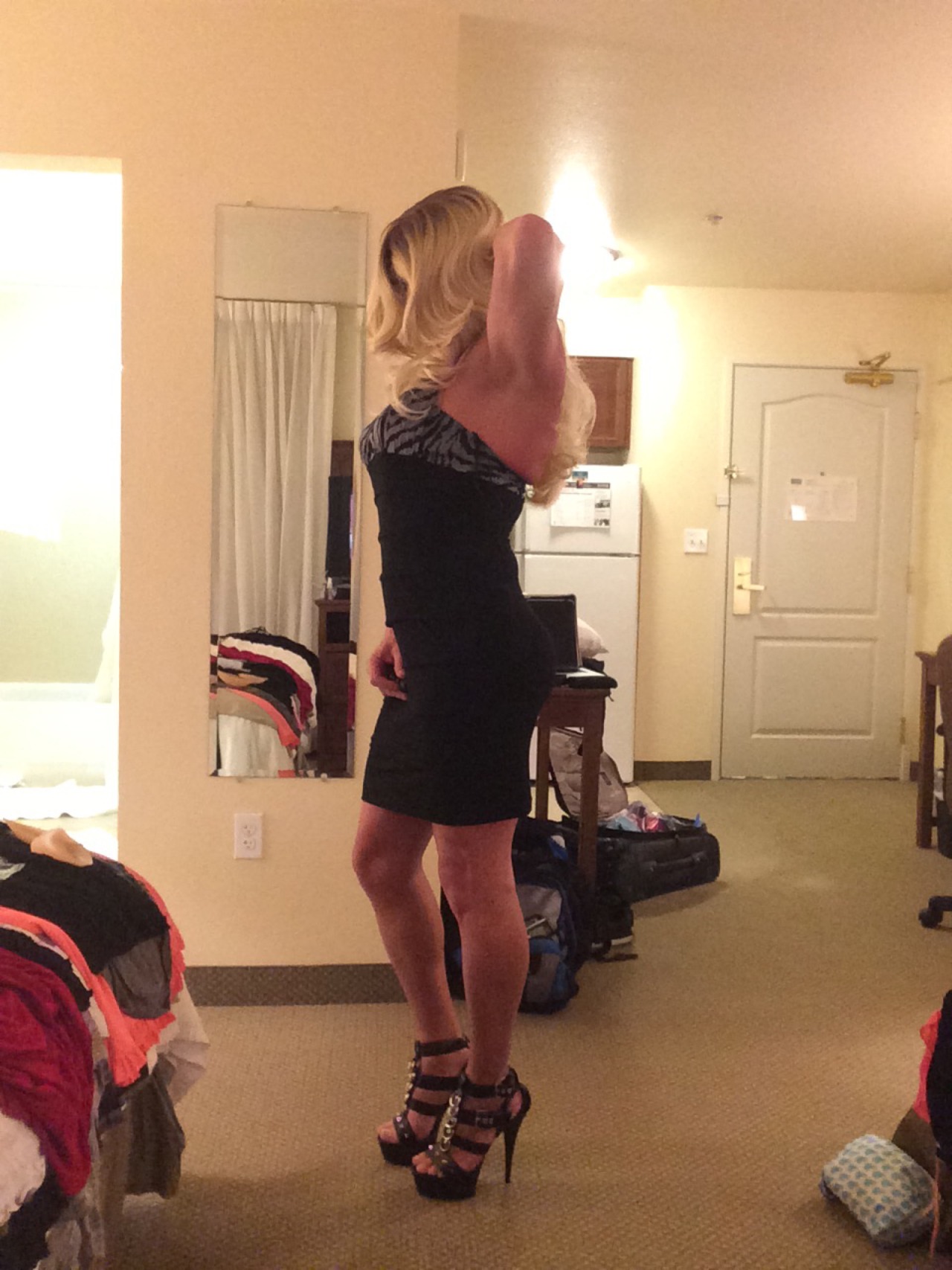 trans-amee:  I dressing up for you!!!  Sneak peek! More to cum!!