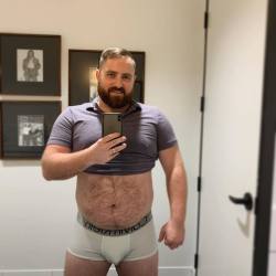 Mature Fit Men Selfies