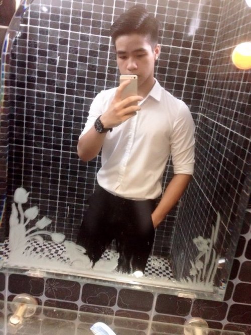 dutraithang: Hoàng Anh Minh- Trai thẳng HN max dâmcó vẻ nhìu ng thíc nhỉ Ai share mạnh sẽ có trọn bộ