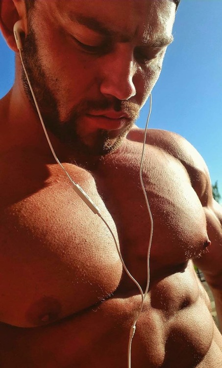 barrypexsblog:  MORE GYNO GREATS. MORE ROIDS adult photos