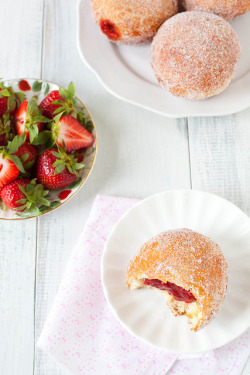 boozybakerr:  Strawberry Vanilla Doughnuts
