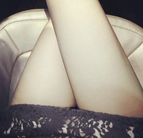 On the road and still horny (reblog and message me) 