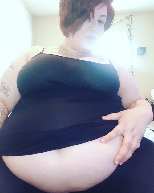 Porn Pics helloimbabs:  Cute and fatâ€¦ 