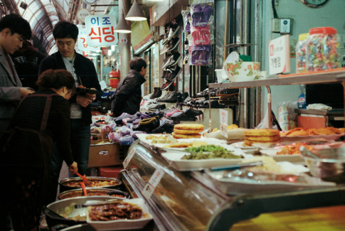 street food | busan, seoul, november 2018kodak gold 200, kodak color plus, kodak ultramax 400nikon f