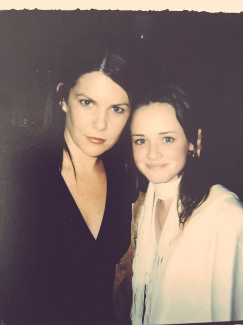 amusementforme: @thelaurengraham: Happy Birthday, @alexisbledel! Here we are back in the aughts