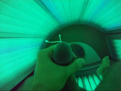prettyricky8:  Me cumming in a tanning bed. 