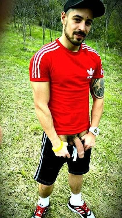 totofotoiml:  Follow Me For Hot, Sexy MEN»»»> @ totofotoiml.tumblr.com  Send me a selfie!!!!! 📷