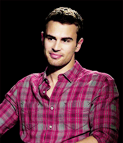 gayosiris-haus-o-ass:  Theo James, when I walk into a room! LOL
