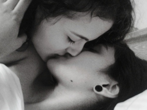 loved-lesbian:  <3 