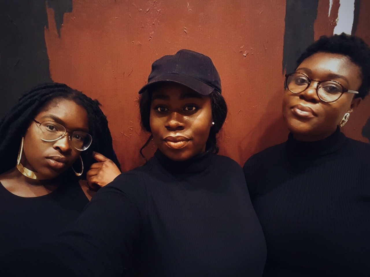 brown-princess: kingzainab:  a photoset of three black college girls.    